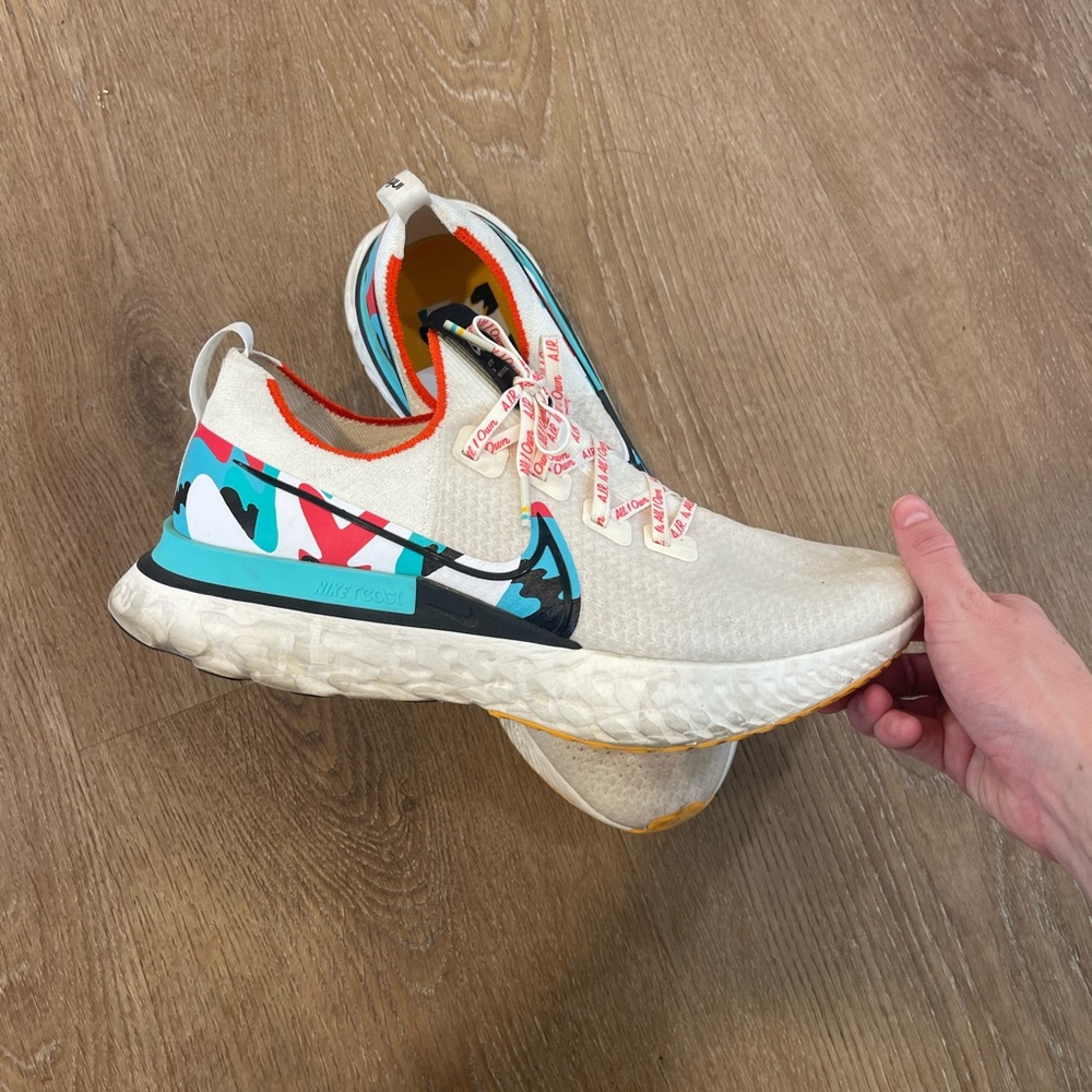 MENS NIKE REACTS